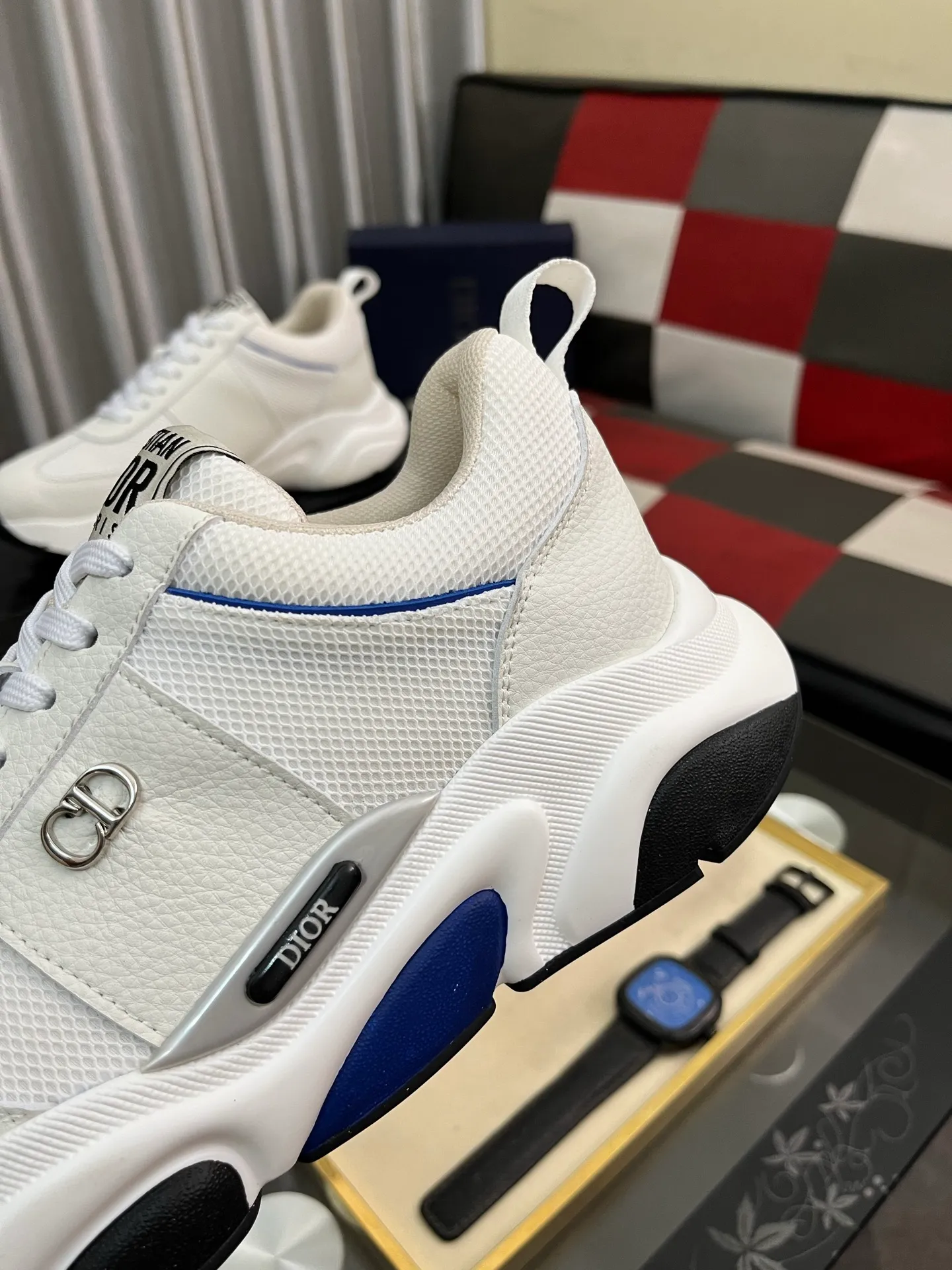 Men's men's shoes💰458⌚️⌚️Dior original quality.~ Unique modern style sneakers. 🏃A must-have casual shoe for trendy men😍😍 Original brand imported from Italy, imported original leather, sheep lining (refuses to discolor and grind feet) Sole: Original sole provided by the original factory, French lazy style design ⚠️Fit to the feet, original quality, super comfortable original sole. Just like shooting the real thing🎬The real thing is better, code number: 38-444⃣️colors available
